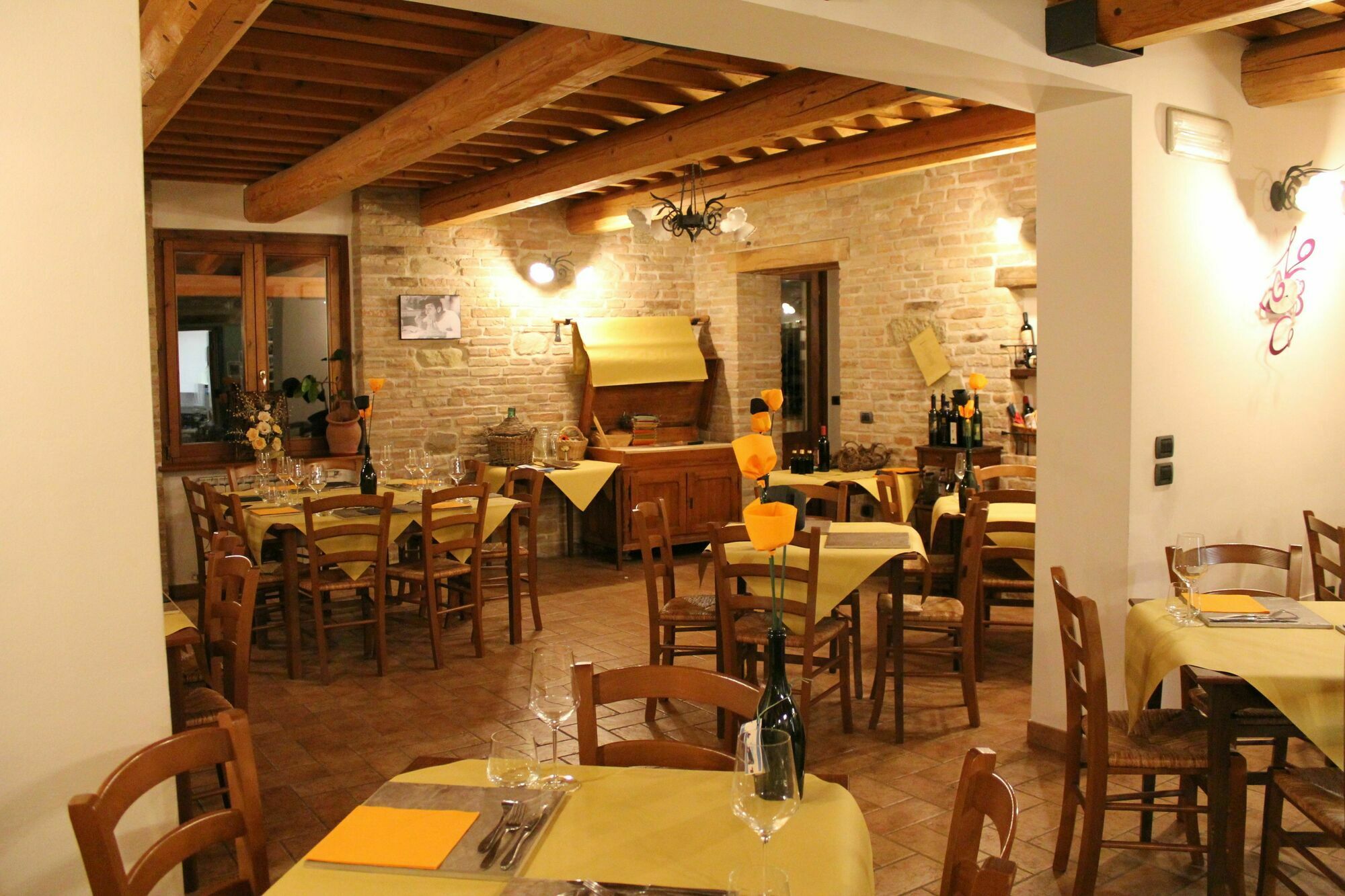 Agriturismo La Valle Del Vento Урбино Экстерьер фото